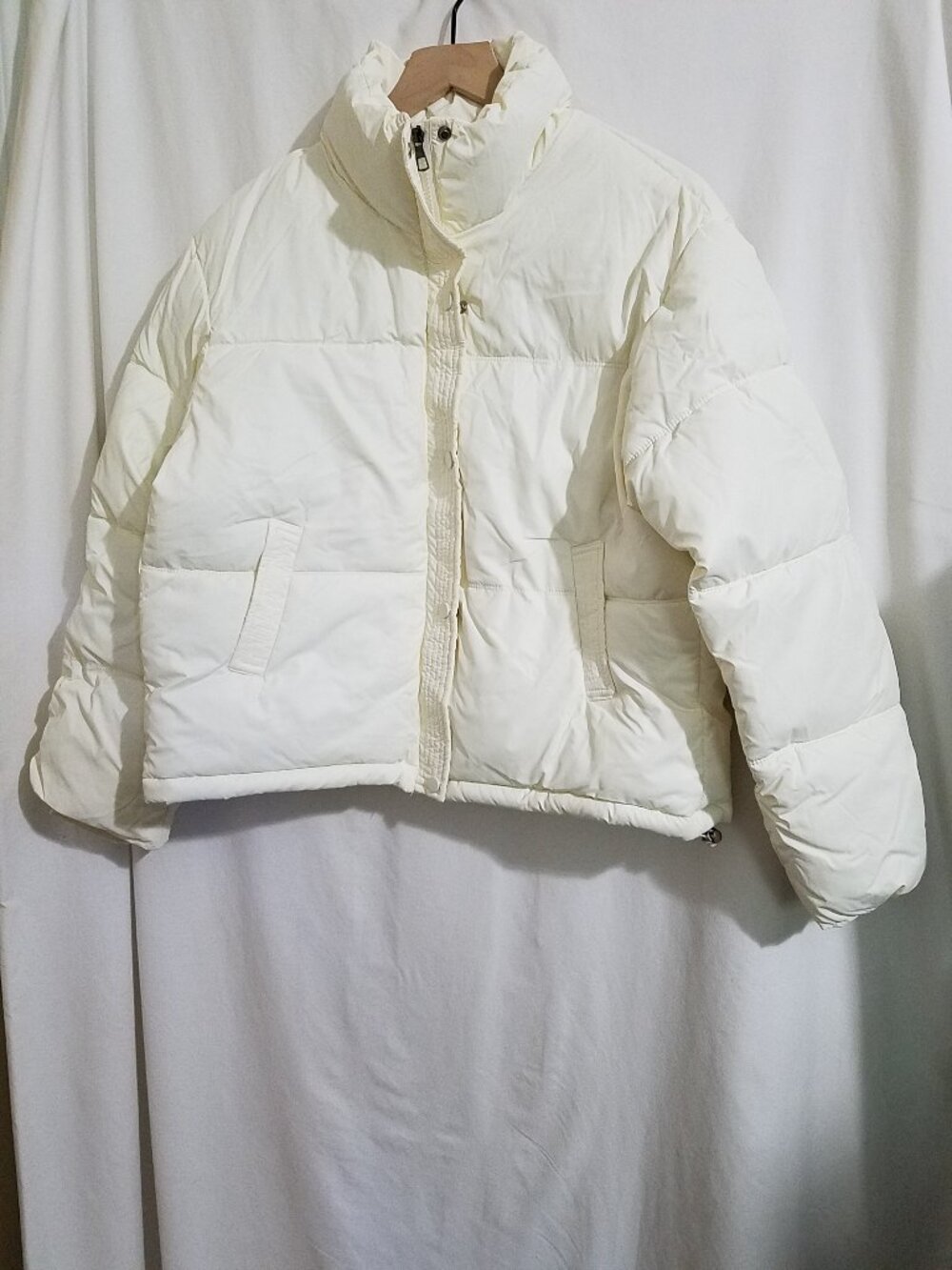 Express Women's Puffer Jacket Size M NWT Ivory 100% Polyester